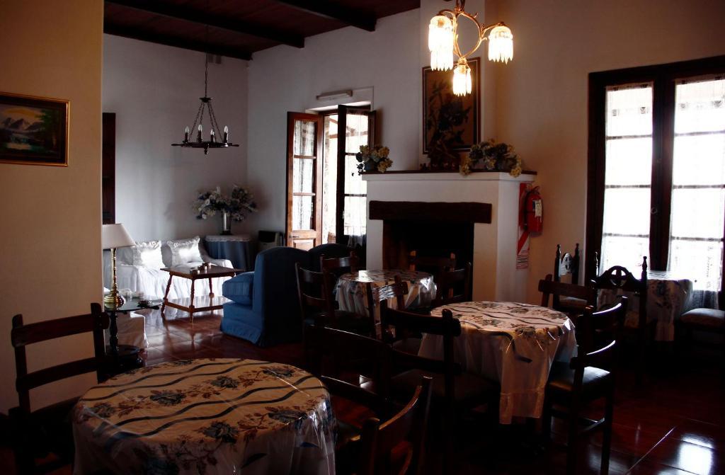 Hostal El Cerrito San Lorenzo San Lorenzo  Exterior photo