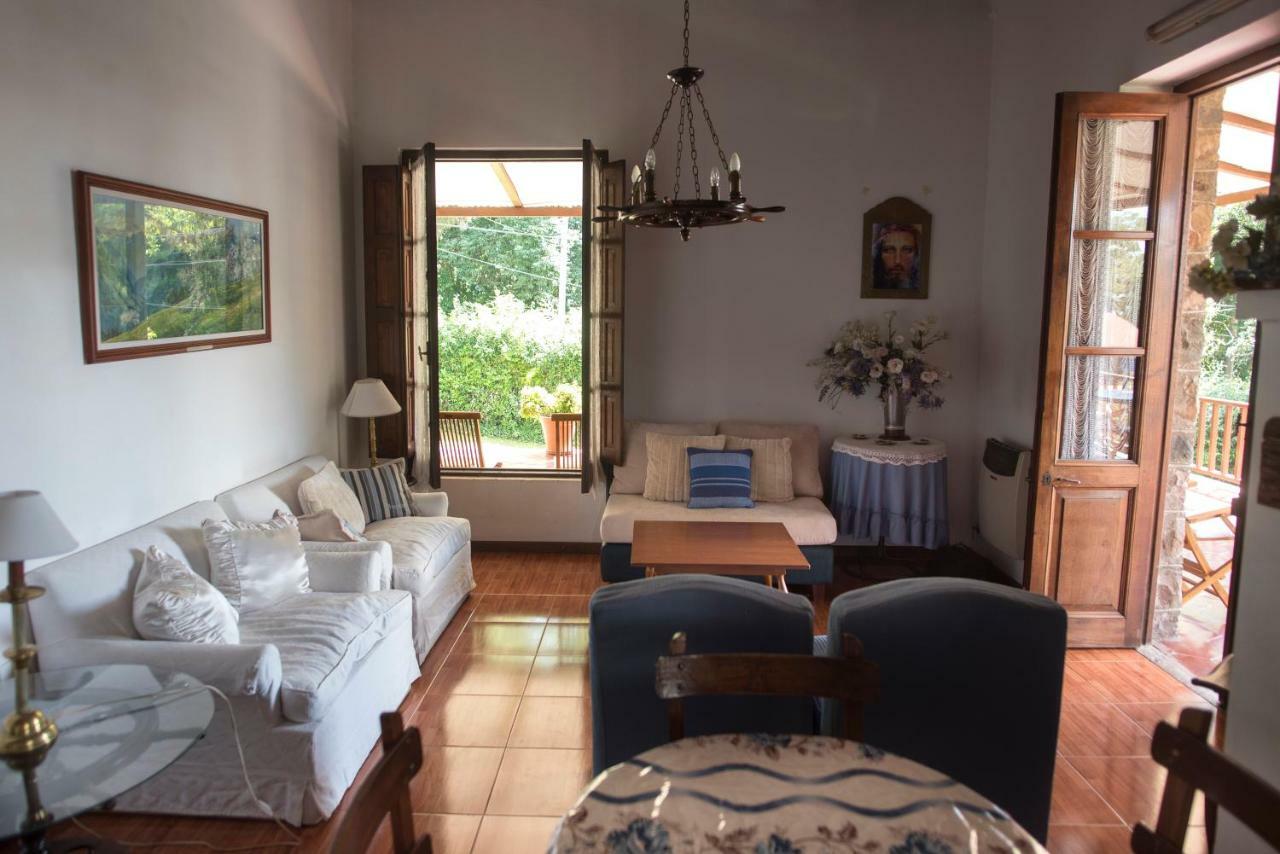 Hostal El Cerrito San Lorenzo San Lorenzo  Exterior photo